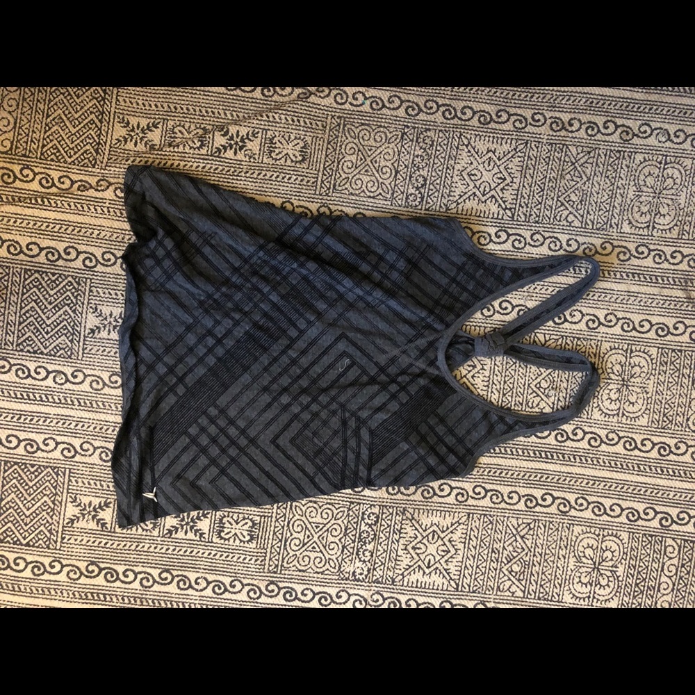 Athletic tank tops
